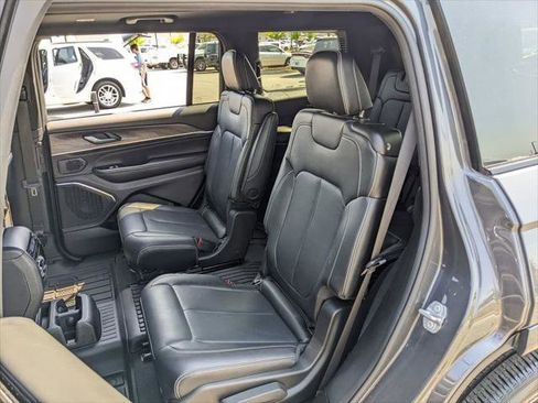 Certified 2025 Jeep Grand Cherokee L Overland AWD/4WD image 43