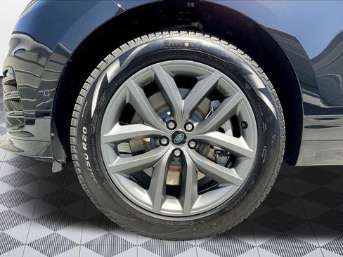 Used 2026 Land Rover Range Rover Velar Dynamic SE AWD/4WD image 8