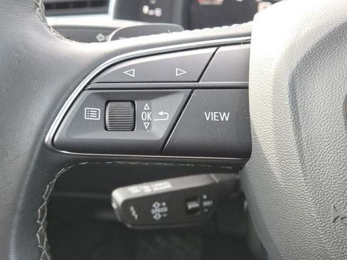 Used 2023 Audi Q8 Premium Plus image 13