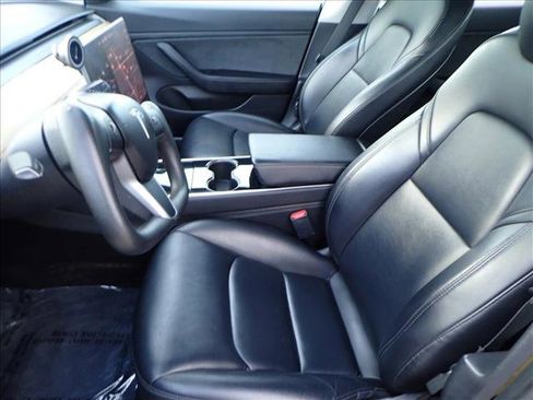 Used 2018 Tesla Model 3 Long Range image 8