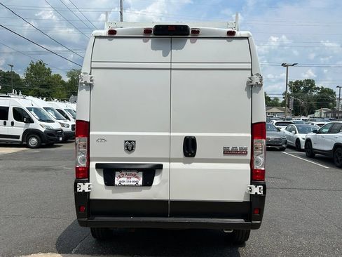 Used 2022 RAM ProMaster 2500 FWD image 6