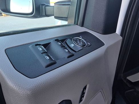 Used 2020 Ford F250 XL w/ STX Appearance Package image 15