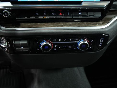 New 2026 GMC Sierra 1500 Elevation image 37