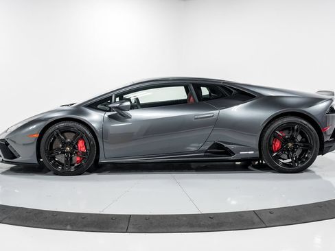 Used 2021 Lamborghini Huracan EVO RWD image 6