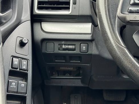 Used 2016 Subaru Forester 2.5i Premium w/ All-Weather Package AWD/4WD image 32