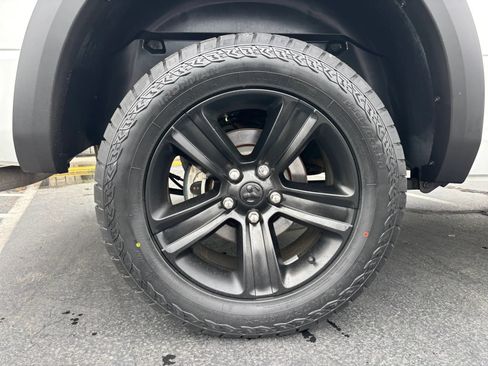 Used 2022 RAM 1500 Classic Warlock AWD/4WD image 17