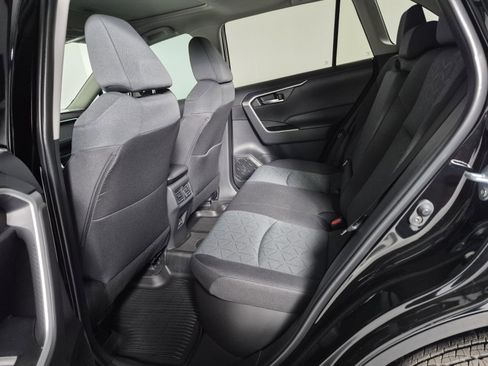 New 2025 Toyota RAV4 XLE image 29