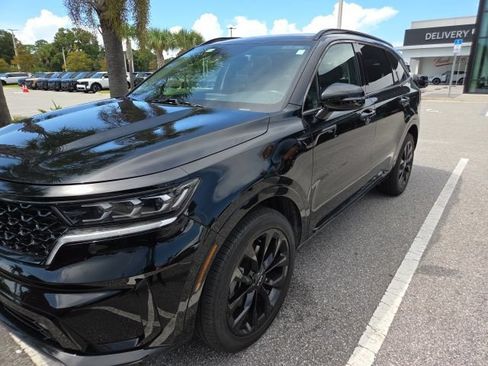 Certified 2022 Kia Sorento SX AWD/4WD image 2