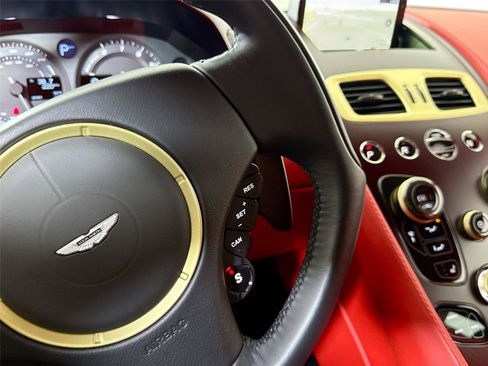 Used 2019 Aston Martin Vanquish Zagato RWD image 22
