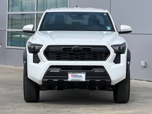 New 2026 Toyota Tacoma TRD Off-Road AWD/4WD image 6