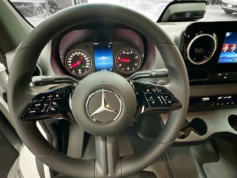 Certified 2025 Mercedes-Benz Sprinter 2500 image 12