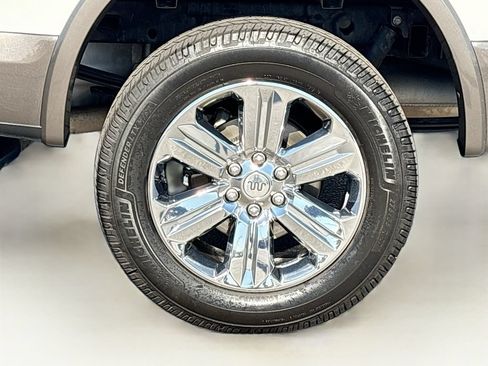 Used 2020 Ford F150 King Ranch w/ Equipment Group 601A Luxury AWD/4WD image 33