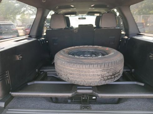 Used 2016 Ford Expedition EL XL image 17