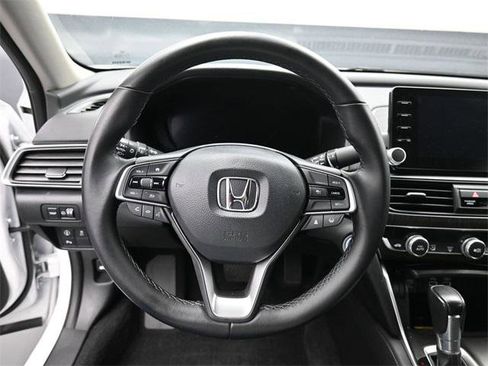 Used 2022 Honda Accord EX-L image 18