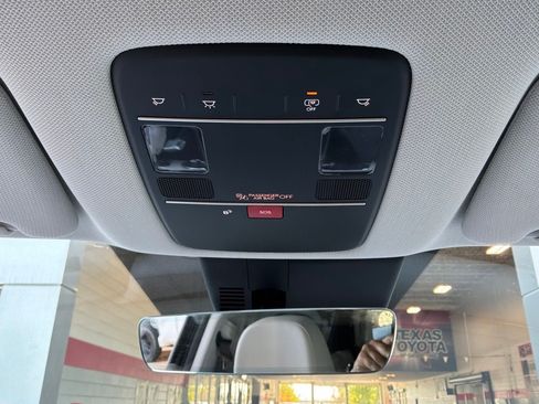 Used 2026 Hyundai Palisade SEL FWD image 22