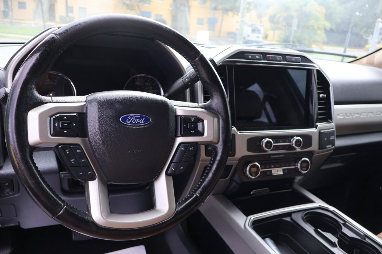 Used 2022 Ford F250 Lariat w/ Lariat Value Package AWD/4WD image 13