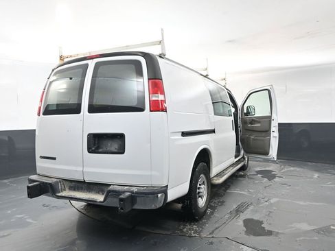 Used 2019 Chevrolet Express 2500 w/ Driver Convenience Package image 30