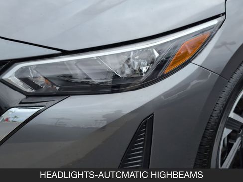 Used 2025 Nissan Sentra SV w/ All-Weather Package image 10