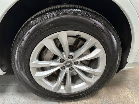 Used 2017 Audi Q7 3.0T Premium Plus image 24