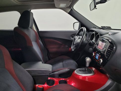 Used 2015 Nissan Juke SV w/ Cold Weather Package AWD/4WD image 21