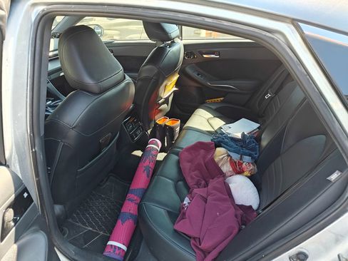 Used 2020 Toyota Avalon Touring w/ Advanced Safety Package image 7