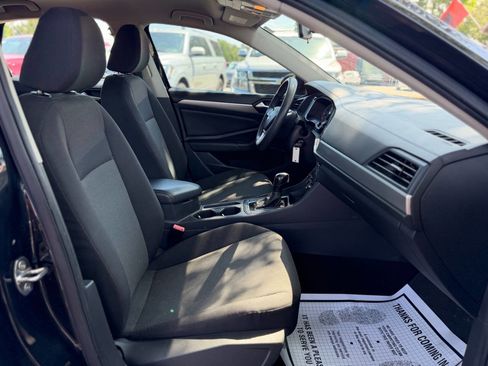 Used 2019 Volkswagen Jetta S FWD image 32