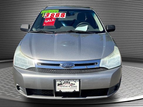 Used 2008 Ford Focus SE FWD image 2
