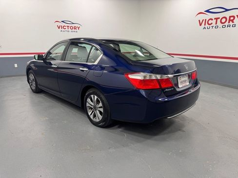 Used 2013 Honda Accord LX image 4