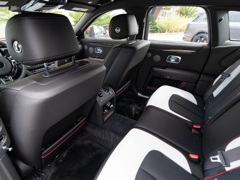 New 2027 Rolls-Royce Ghost Black Badge AWD/4WD image 29