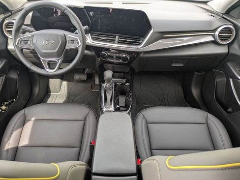 Used 2025 Chevrolet Trax ACTIV w/ Driver Confidence Package FWD image 16