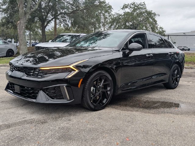 New 2027 Kia K5 GT-Line image 2