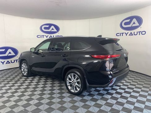 Used 2021 Toyota Highlander Limited AWD/4WD image 5