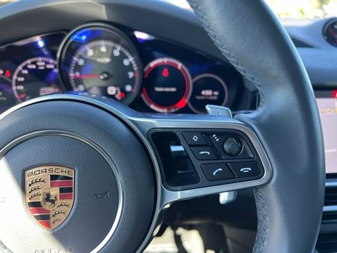 Used 2020 Porsche Cayenne AWD/4WD image 16