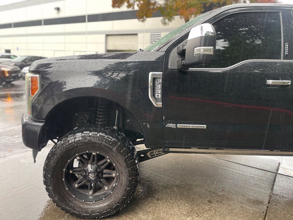 Used 2017 Ford F350 Platinum w/ Platinum Ultimate Package AWD/4WD image 9