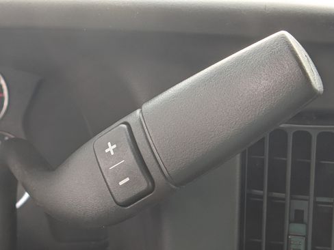 Used 2025 Chevrolet Express 3500 LT w/ LT Preferred Equipment Group RWD image 24