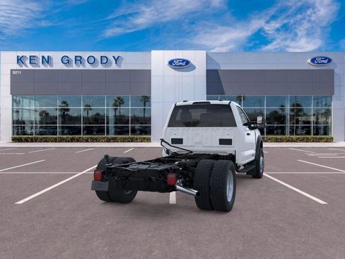 New 2026 Ford F450 4x4 Regular Cab Super Duty image 7