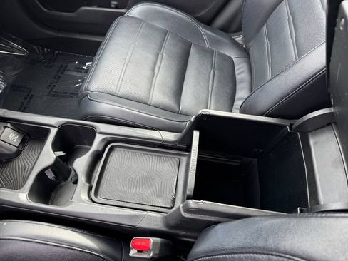 Used 2018 Honda CR-V Touring image 27
