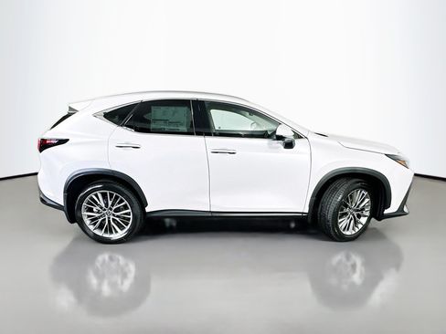 Certified 2025 Lexus NX 350 AWD w/ Accessory Package (2T) image 8