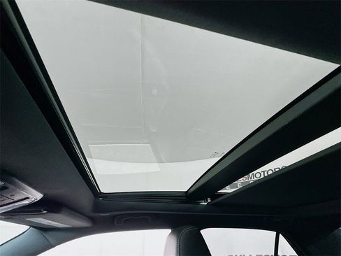 Used 2022 Chrysler 300 S w/ Comfort Group image 23