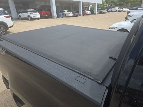 Used 2019 Chevrolet Colorado Z71 image 5