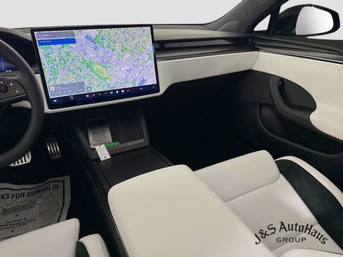 Used 2026 Tesla Model S Plaid image 30