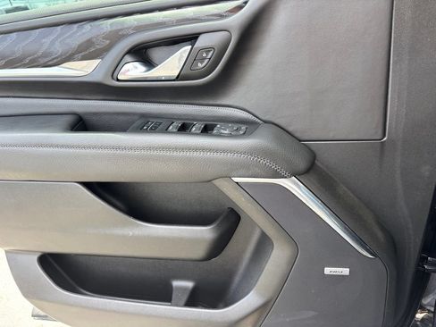 Used 2023 GMC Yukon Denali RWD image 22
