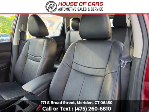 Used 2016 Nissan Rogue S AWD/4WD image 33