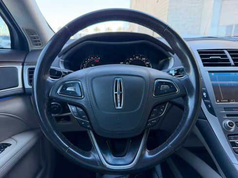 Used 2017 Lincoln MKZ Select w/ Select Plus Package FWD image 9