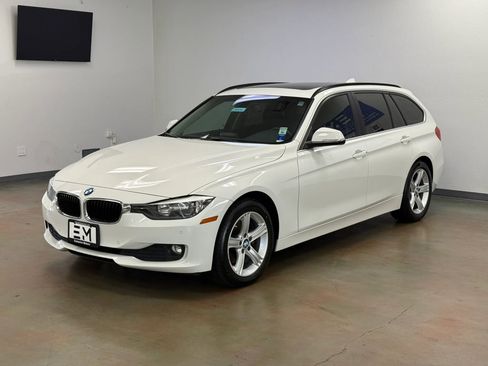 Used 2015 BMW 328d xDrive Wagon AWD/4WD image 2