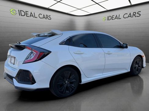Used 2018 Honda Civic EX image 6