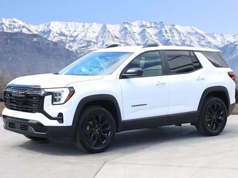 New 2027 GMC Terrain Elevation w/ Black Edition AWD/4WD image 2