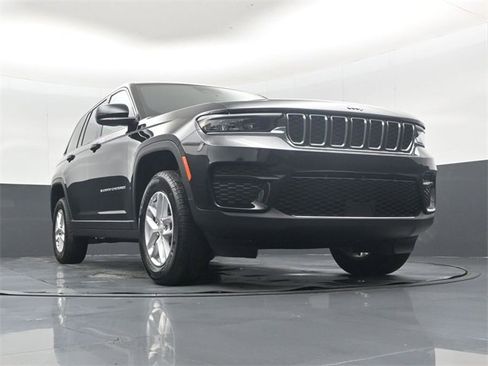 New 2025 Jeep Grand Cherokee Laredo image 45