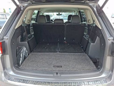 Used 2023 Volkswagen Atlas SE w/ Black Wheel Package AWD/4WD image 38