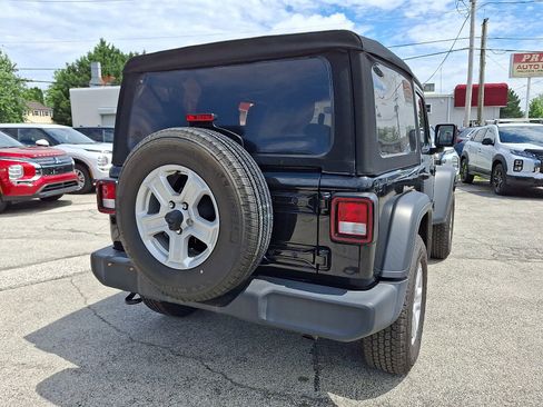 Used 2021 Jeep Wrangler Sport AWD/4WD image 10